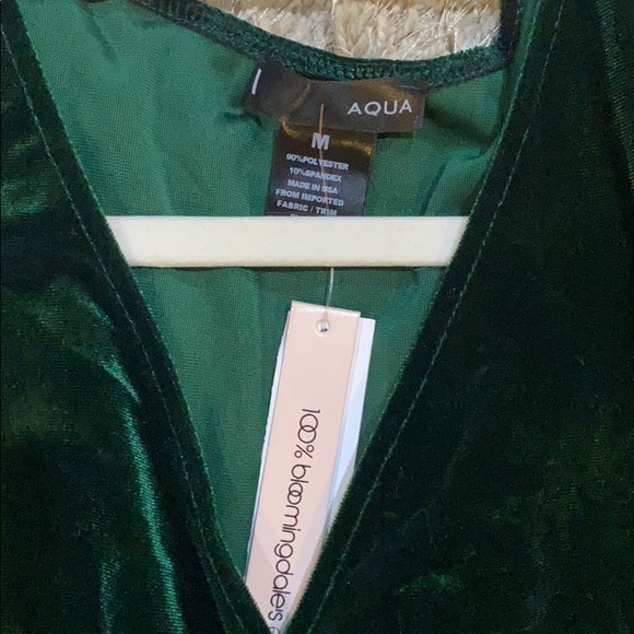 Green velvet Dress - Picture 3 of 7